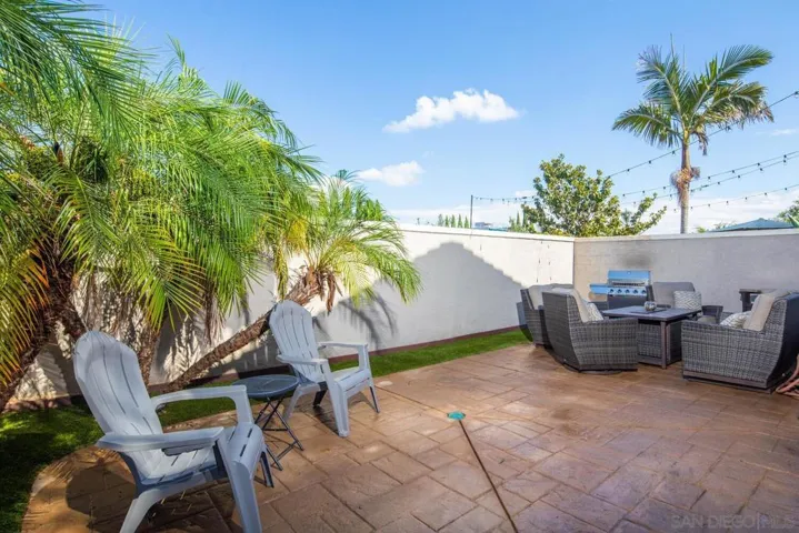 552 Summerholly Dr, San Marcos, California 92078