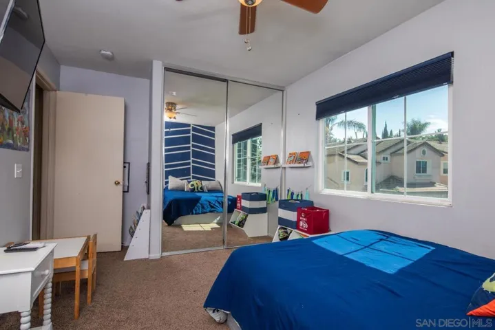 552 Summerholly Dr, San Marcos, California 92078
