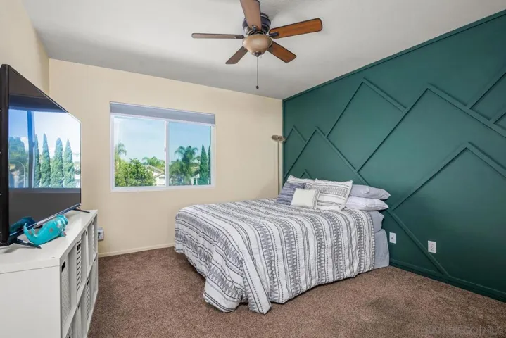 552 Summerholly Dr, San Marcos, California 92078
