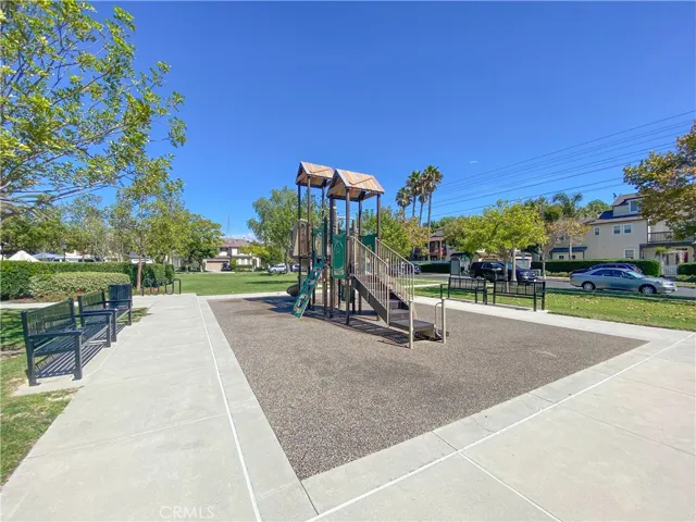 11 Evergreen Road, Ladera Ranch, California 92694