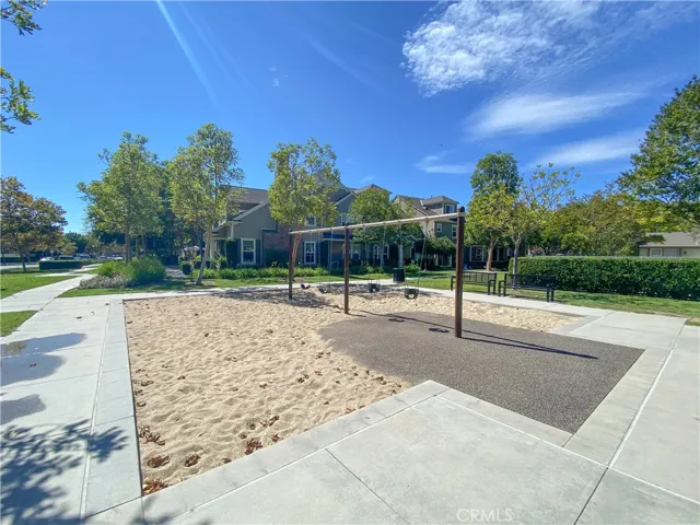 11 Evergreen Road, Ladera Ranch, California 92694