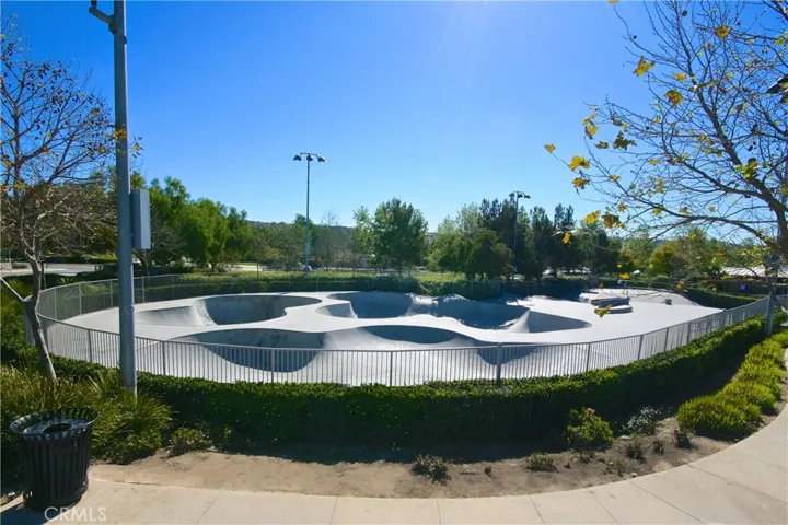 11 Evergreen Road, Ladera Ranch, California 92694