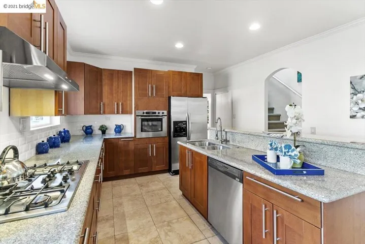 3601 Lakeshore Ave, Oakland, California 94610