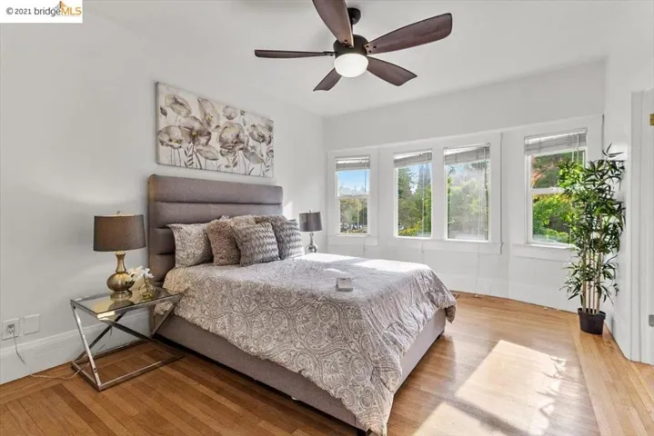 3601 Lakeshore Ave, Oakland, California 94610