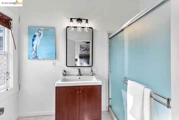 3601 Lakeshore Ave, Oakland, California 94610