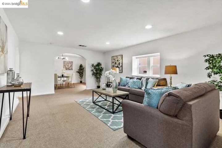 3601 Lakeshore Ave, Oakland, California 94610