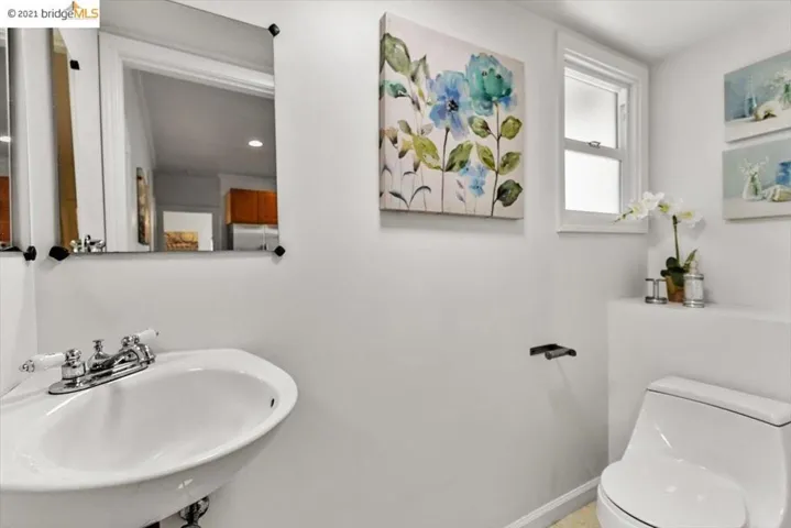 3601 Lakeshore Ave, Oakland, California 94610