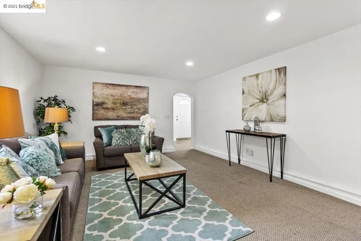 3601 Lakeshore Ave, Oakland, California 94610