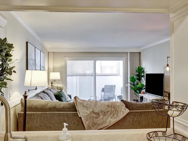 8036 Linda Vista Rd 1 Q, San Diego, California 92111