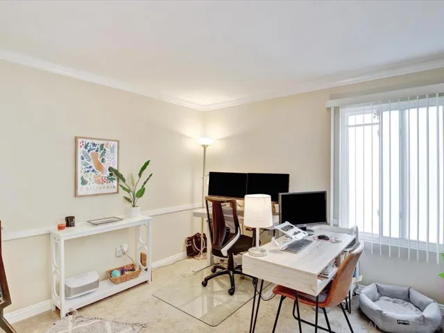 8036 Linda Vista Rd 1 Q, San Diego, California 92111