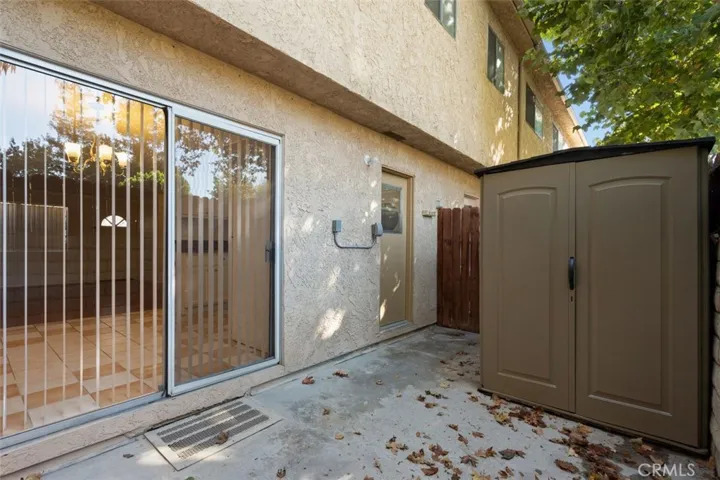 17077 Roscoe Boulevard 8, Northridge, California 91325