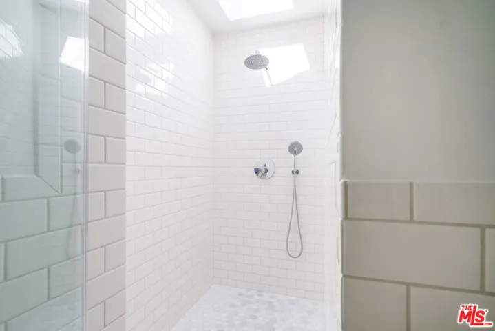 1325 N Wetherly Drive, Los Angeles, California 90069