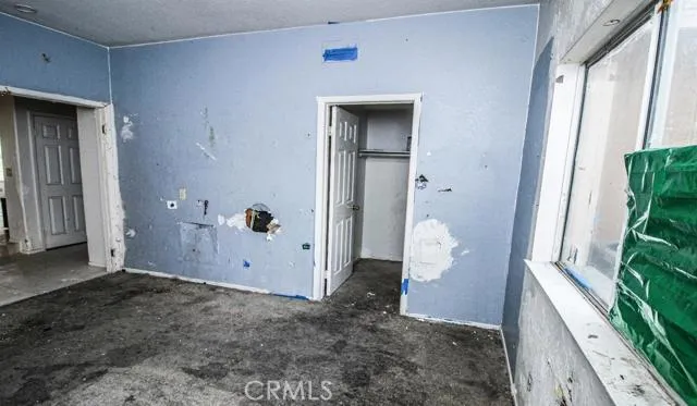 13231 Luna Road, Victorville, California 92392