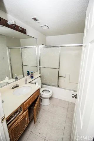 13231 Luna Road, Victorville, California 92392
