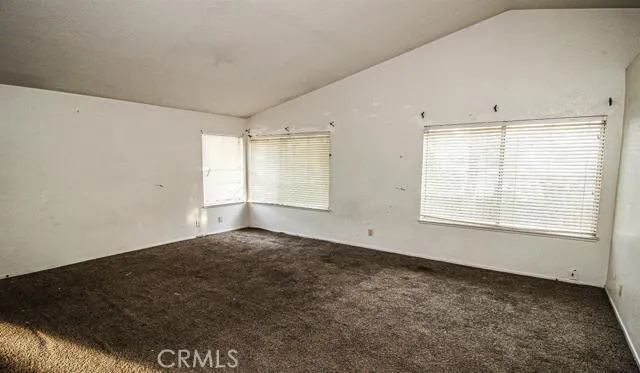 13231 Luna Road, Victorville, California 92392