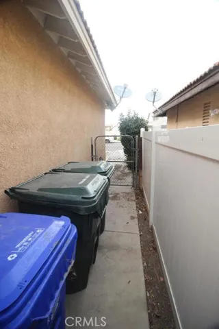 13231 Luna Road, Victorville, California 92392
