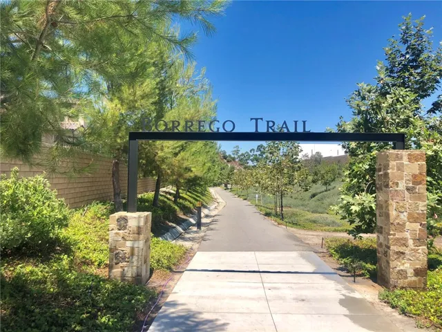 121 Wild Rose, Lake Forest, California 92630