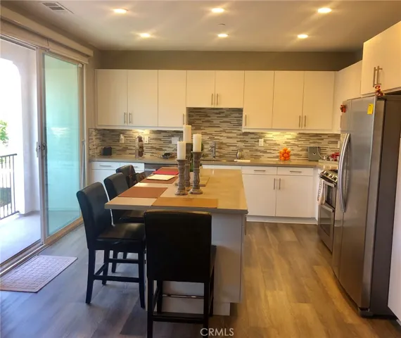 121 Wild Rose, Lake Forest, California 92630