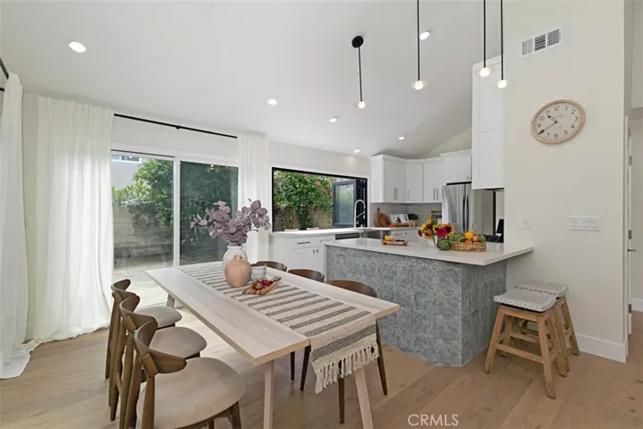 9892 Lapworth Circle, Huntington Beach, California 92646