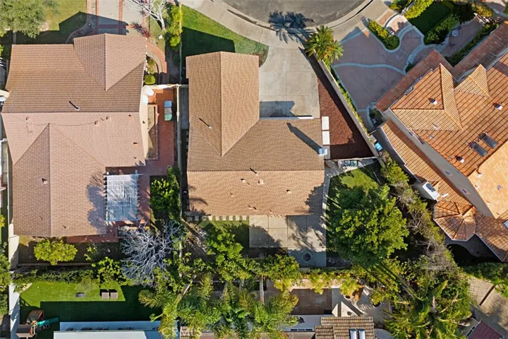 9892 Lapworth Circle, Huntington Beach, California 92646