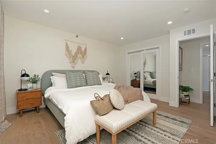 9892 Lapworth Circle, Huntington Beach, California 92646