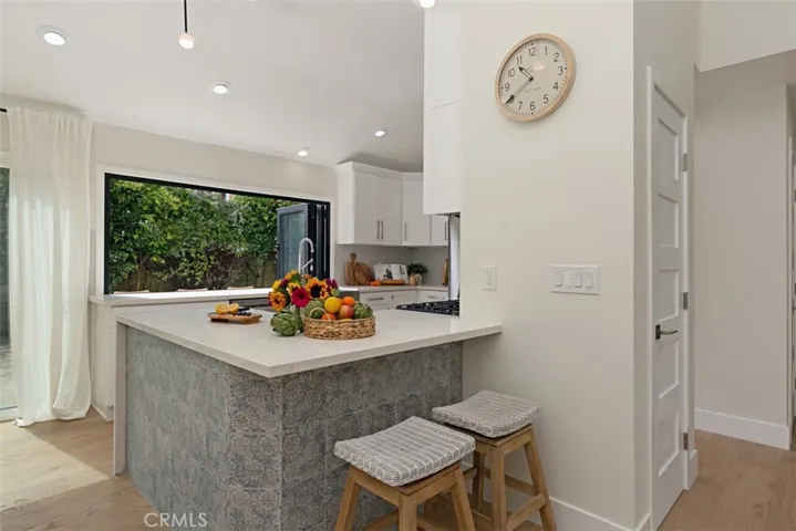 9892 Lapworth Circle, Huntington Beach, California 92646