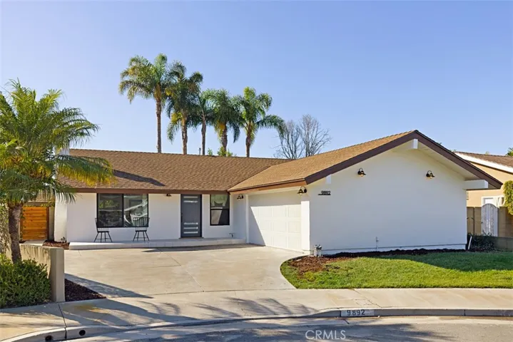 9892 Lapworth Circle, Huntington Beach, California 92646