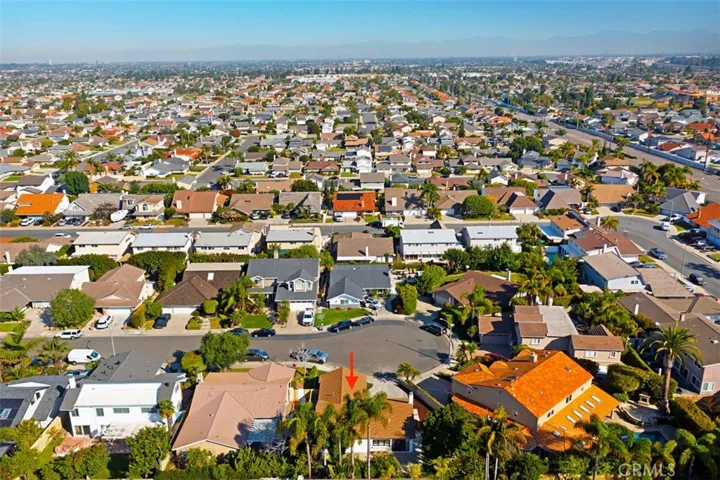 9892 Lapworth Circle, Huntington Beach, California 92646