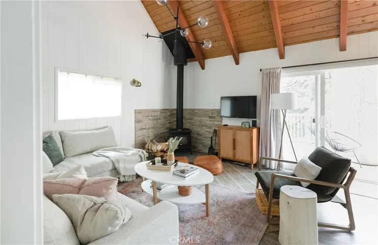 117 Joaquin Miller Road, Lake Arrowhead, California 92352