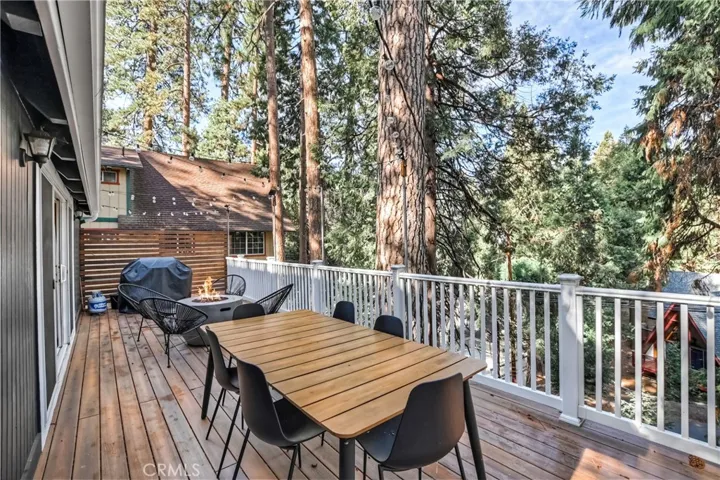 117 Joaquin Miller Road, Lake Arrowhead, California 92352