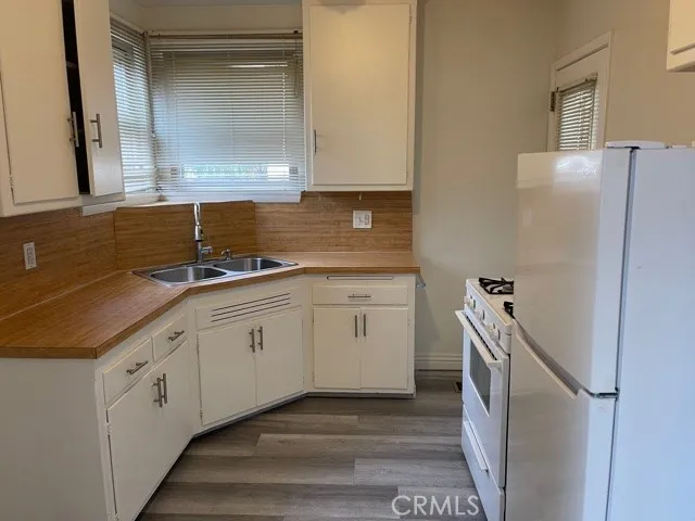 1026 E Imperial Avenue 1, El Segundo, California 90245