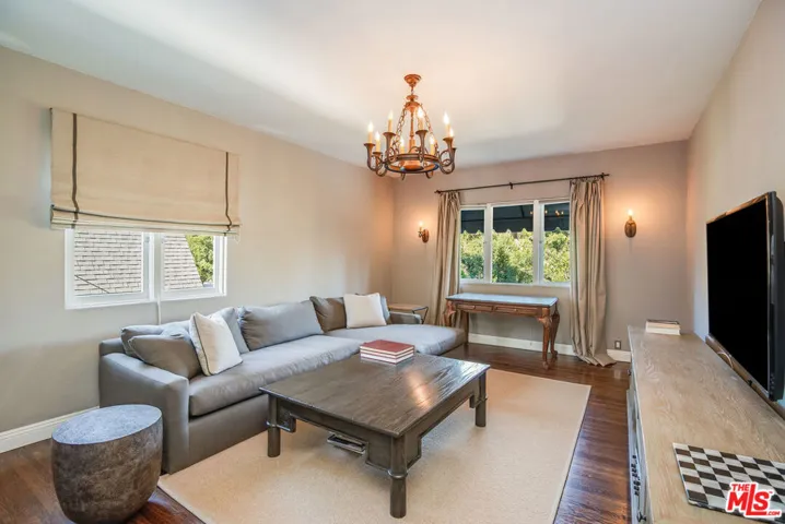 677 S Mccadden Place, Los Angeles, California 90005