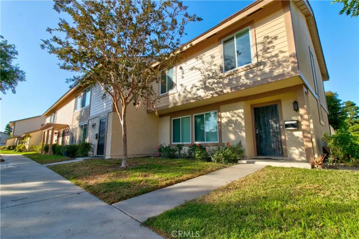 2951 Bradford Place F, Santa Ana, California 92707