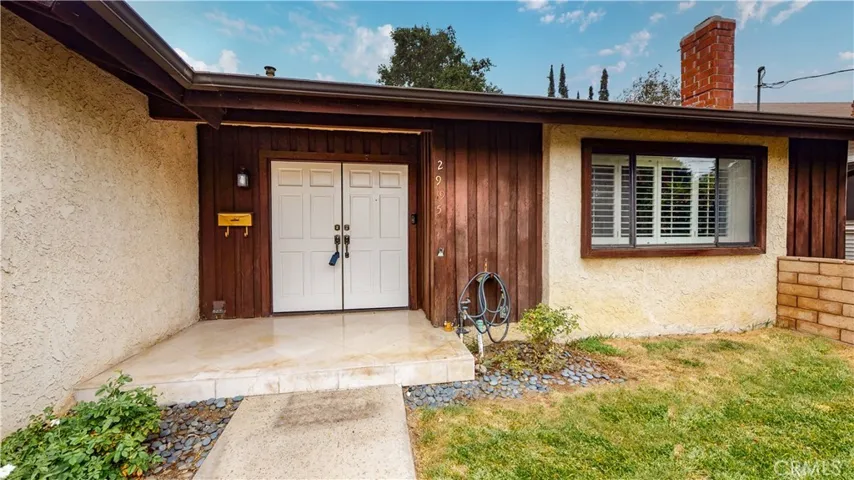 Exterior Entry