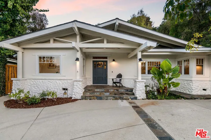 3325 Alana Drive, Sherman Oaks, California 91403