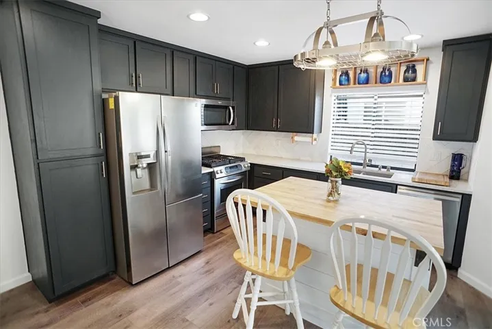 27819 Beacon Street, Castaic, California 91384