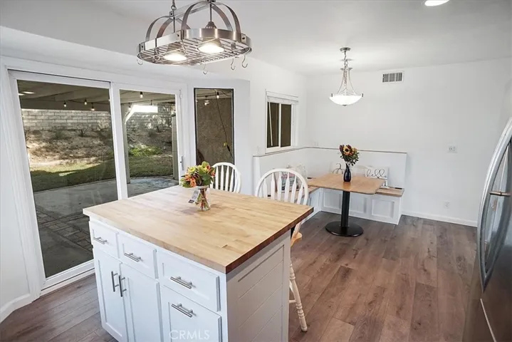 27819 Beacon Street, Castaic, California 91384