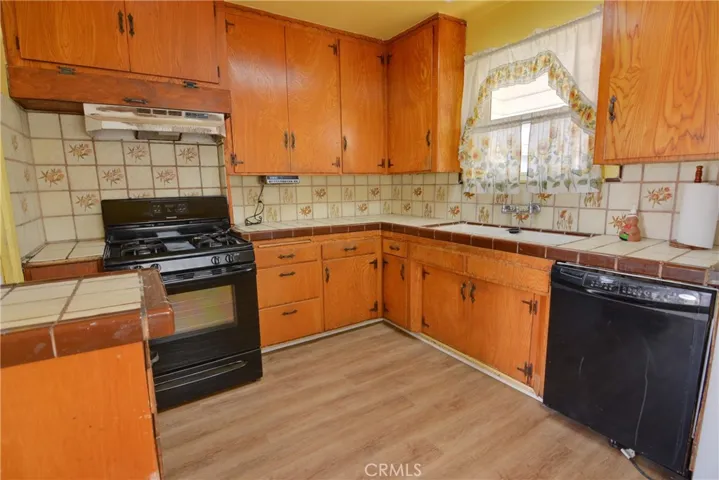 827 Larimore Avenue, La Puente, California 91744