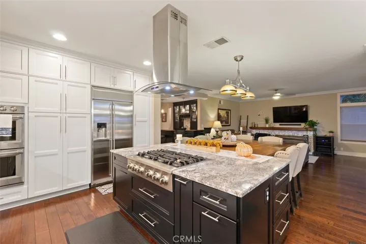 11 Mantenida, Coto De Caza, California 92679