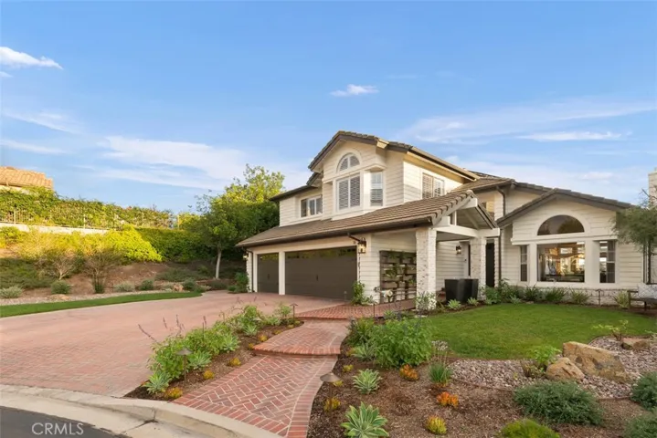 11 Mantenida, Coto De Caza, California 92679