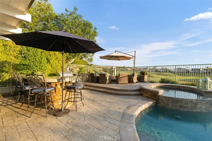 11 Mantenida, Coto De Caza, California 92679