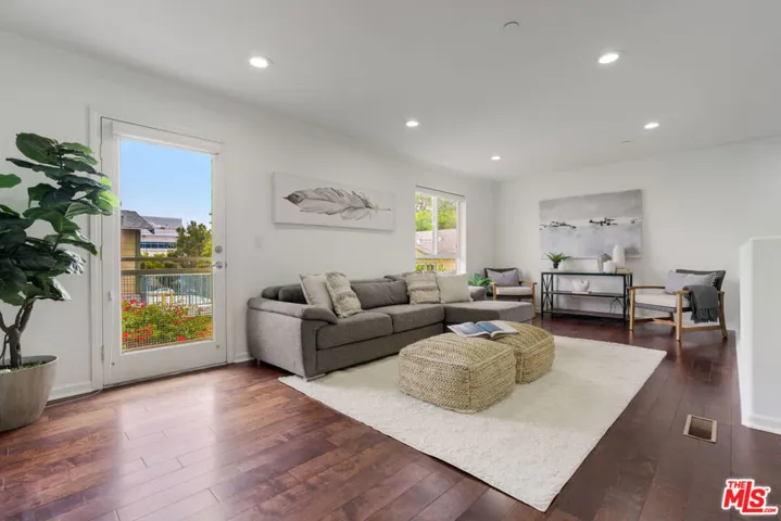 1238 22nd Street 2, Santa Monica, California 90404