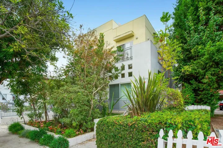 1238 22nd Street 2, Santa Monica, California 90404
