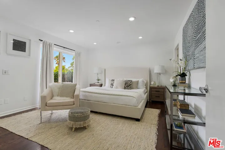 1238 22nd Street 2, Santa Monica, California 90404