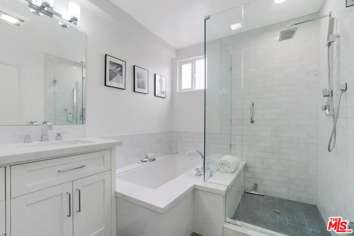 1238 22nd Street 2, Santa Monica, California 90404