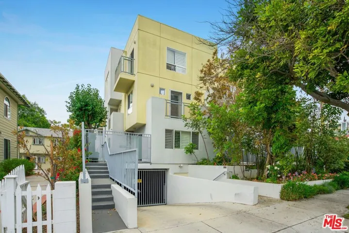 1238 22nd Street 2, Santa Monica, California 90404