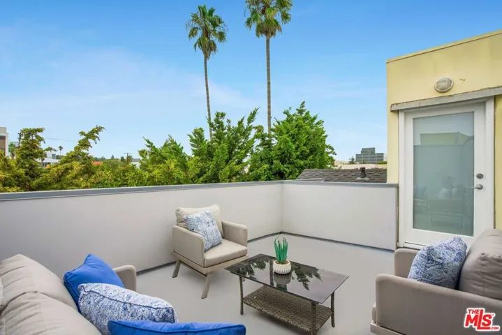 1238 22nd Street 2, Santa Monica, California 90404