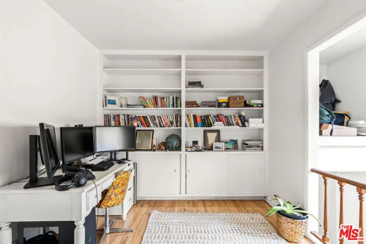4033 Clayton Avenue, Los Angeles, California 90027