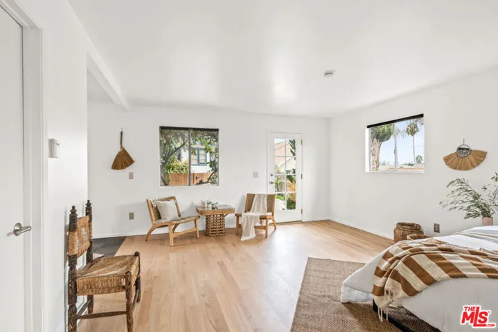 4033 Clayton Avenue, Los Angeles, California 90027