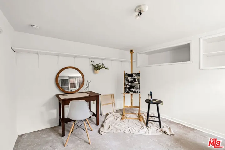 4033 Clayton Avenue, Los Angeles, California 90027